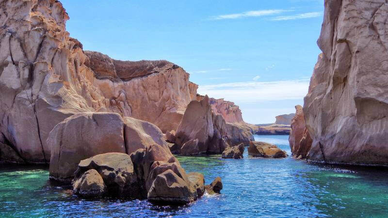 izmir_foca_siren_kayaliklari